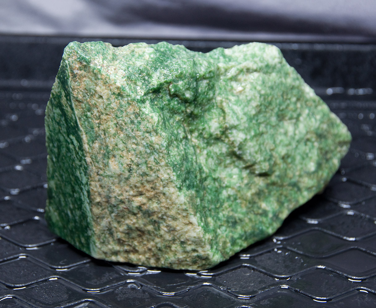 2 lbs Wyoming Emerald Snowflake Jade