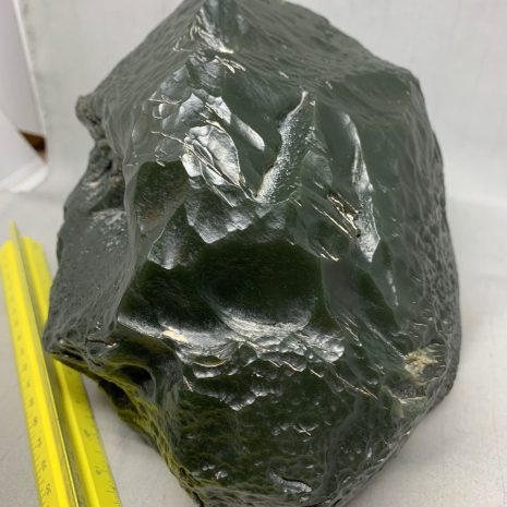 olive_big_1d Smithsonian worthy Forest green Wyoming nephrite jade windslick.