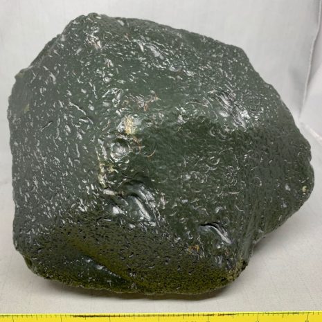 olive_big_1n Smithsonian worthy Forest green Wyoming nephrite jade windslick.