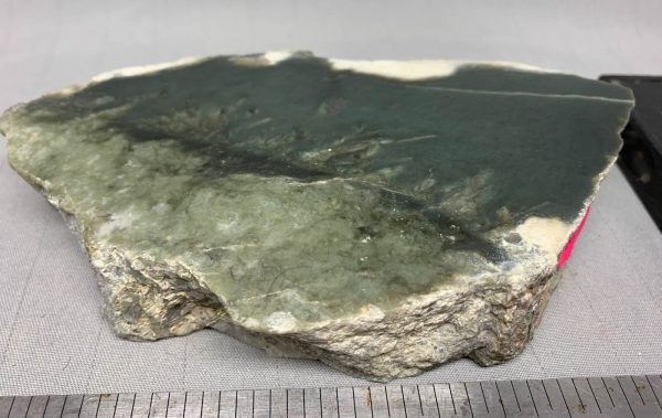Wyoming sage olive nephrite jade with quartz crystals NQ-7