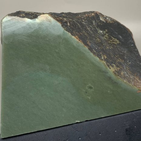 Wyoming Bi-color Bull Canyon Olive/Lt. Sage Nephrite w/quartz crystal pseudomorphs Nephrite Jade